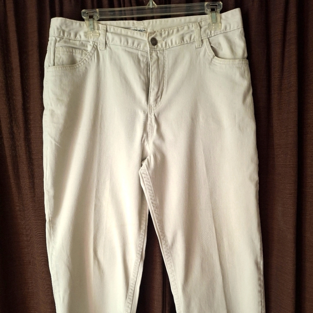 Cherokee capris